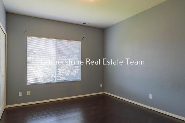 Building Photo - 2094 Legacy Ridge View