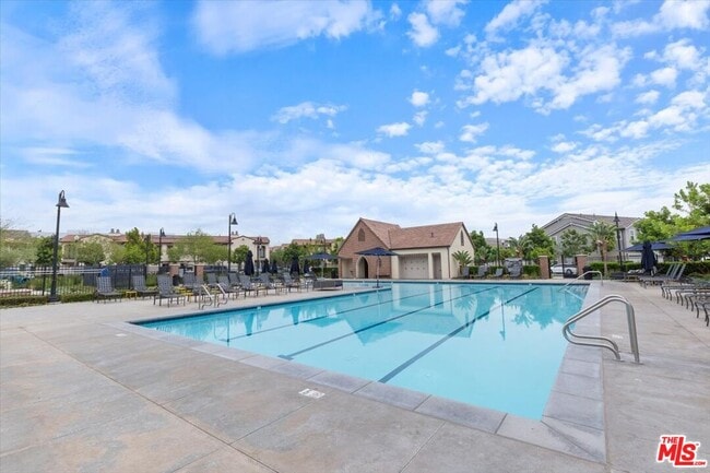 Building Photo - 12142 Blue Sky Ct