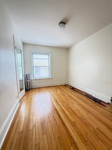 Building Photo - 2321 N Spaulding Ave