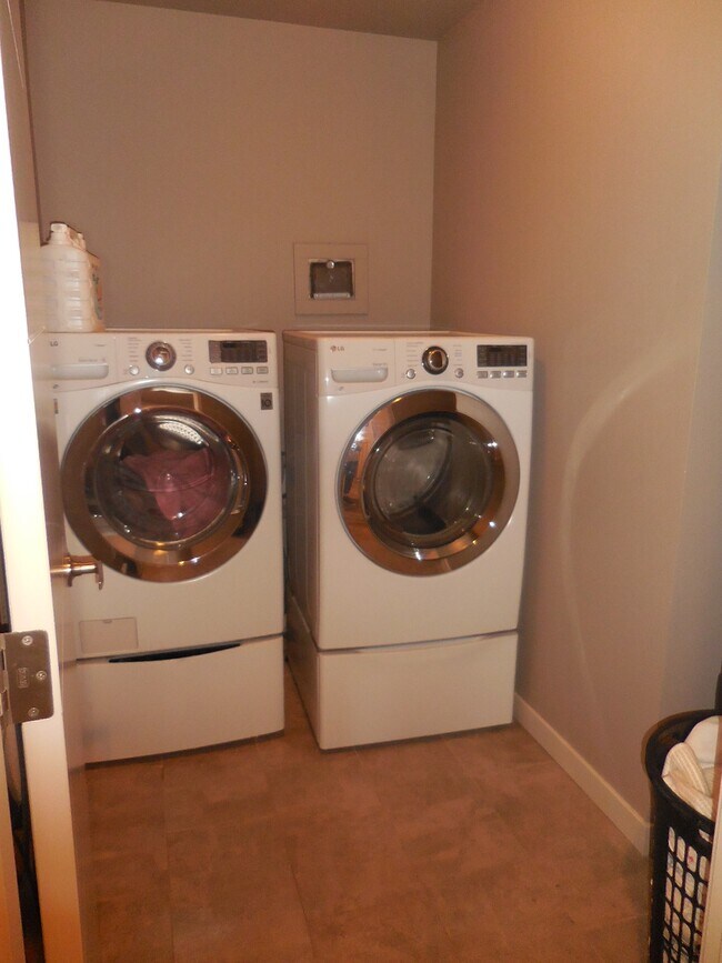 Building Photo - 12346 NE 114th St