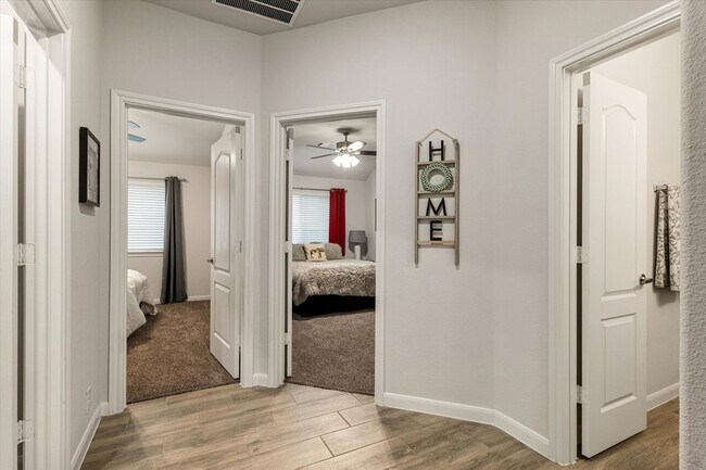 Building Photo - 3225 Sioux Trl