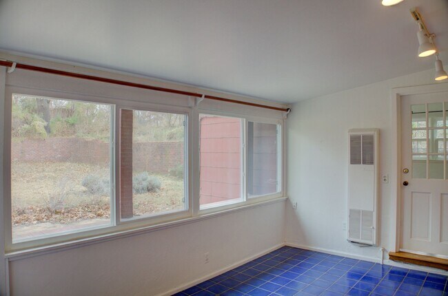 Building Photo - 3-bedroom, 2.5-bath home with mostly hardwood floors