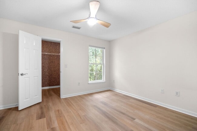 Building Photo - H36/G101