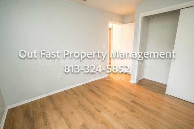 Building Photo - 1273 Sylvia Ave