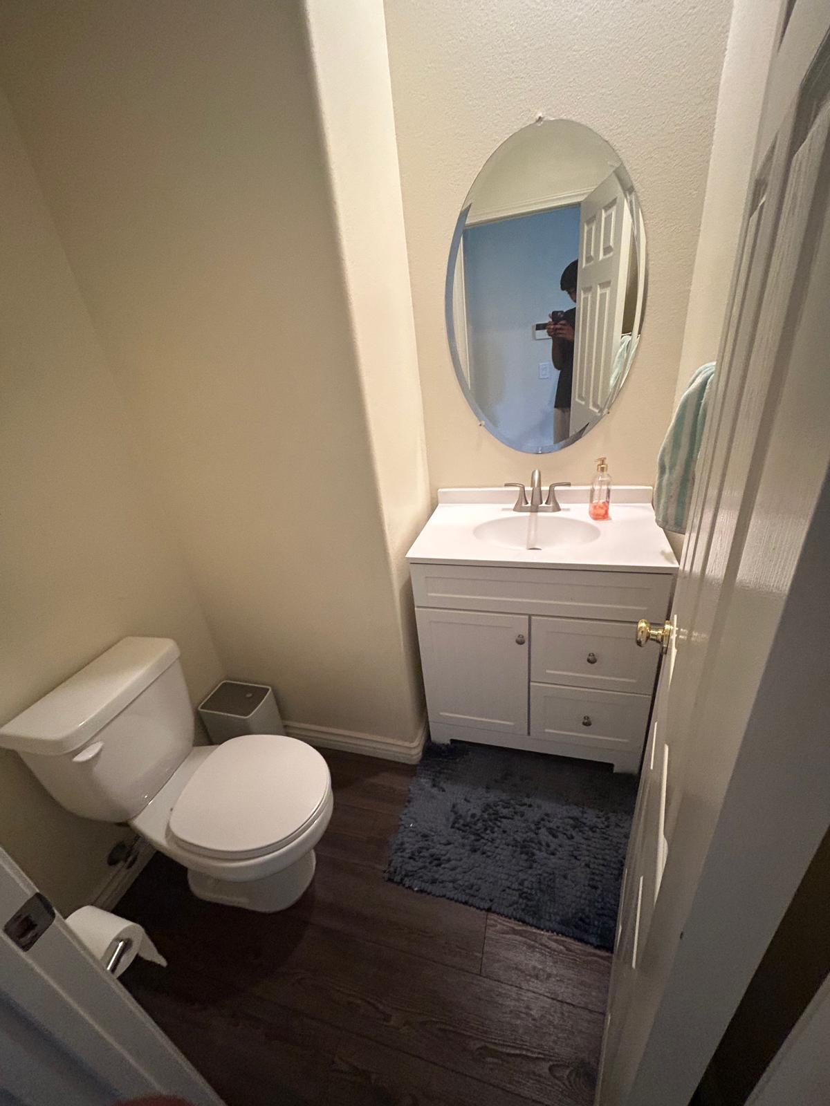 Building Photo - 6016 Sunflower St