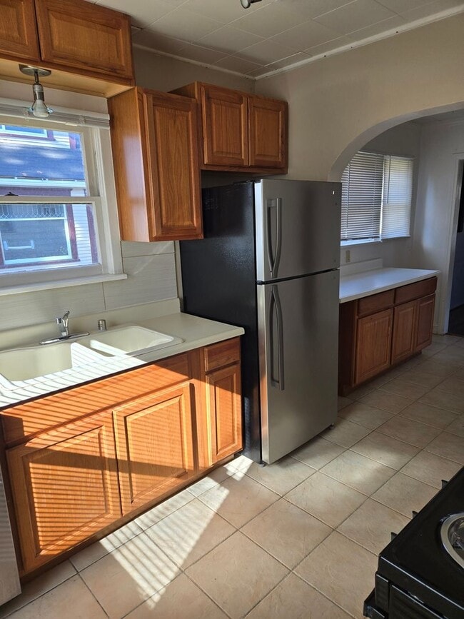 Building Photo - Near Audubon Park