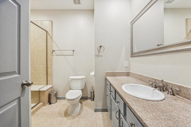 Building Photo - 3001 Murworth Dr