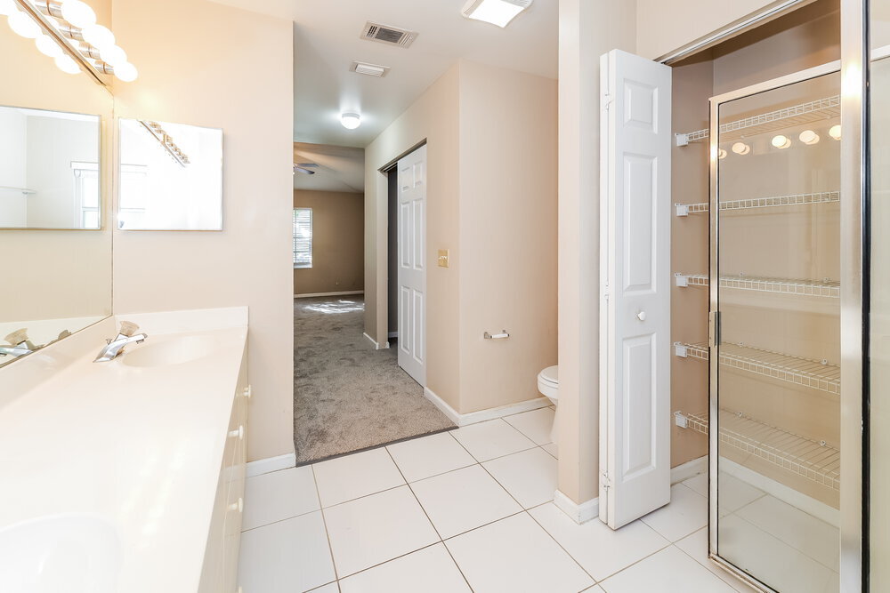 Building Photo - 5141 Willow Pond Rd W