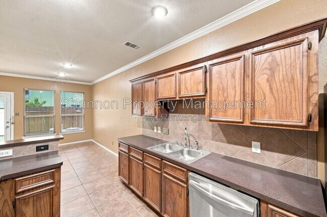 Building Photo - 16551 Pentonshire Ln