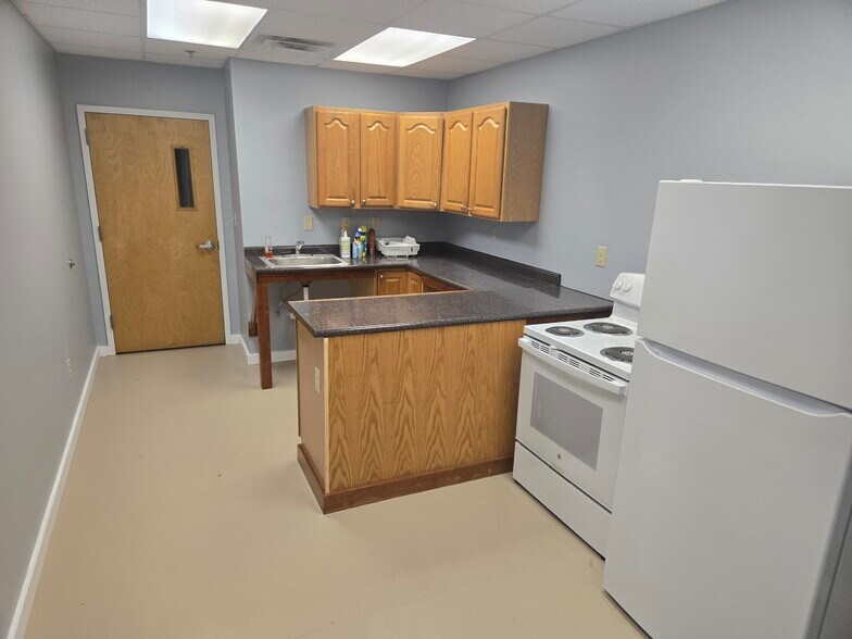 Building Photo - 42981 NY-28