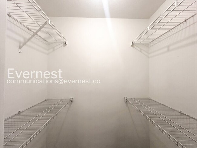 Building Photo - 1664 Joy Blvd