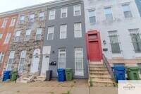 Building Photo - 1034 N Eden St