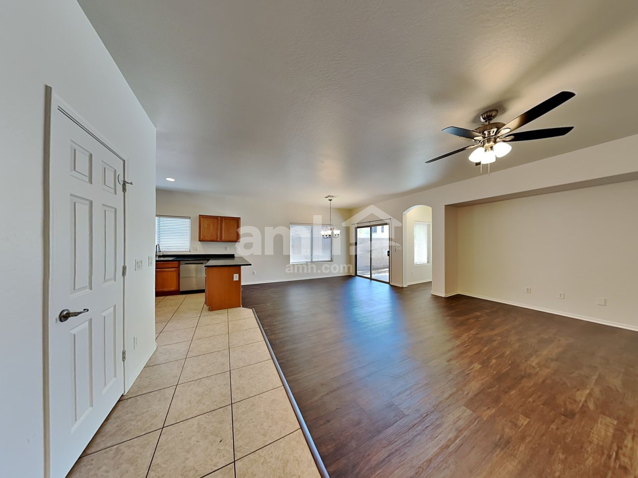 Building Photo - 10121 W Luxton Ln