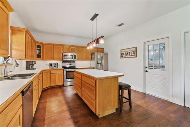 Building Photo - 315 E Preston Glen Ln