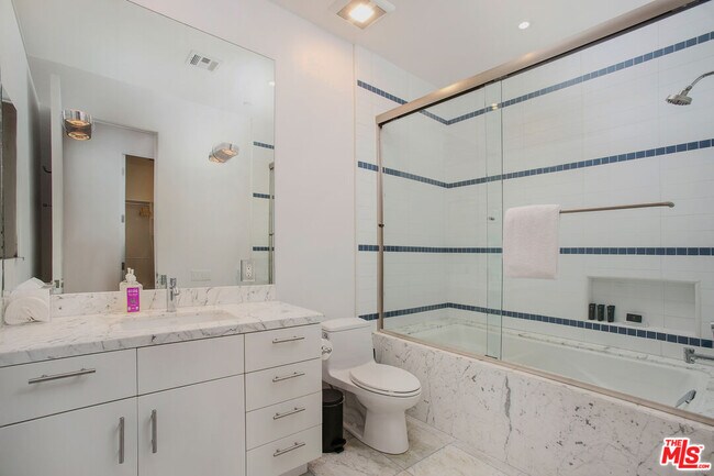 Building Photo - 27454 Winding Way