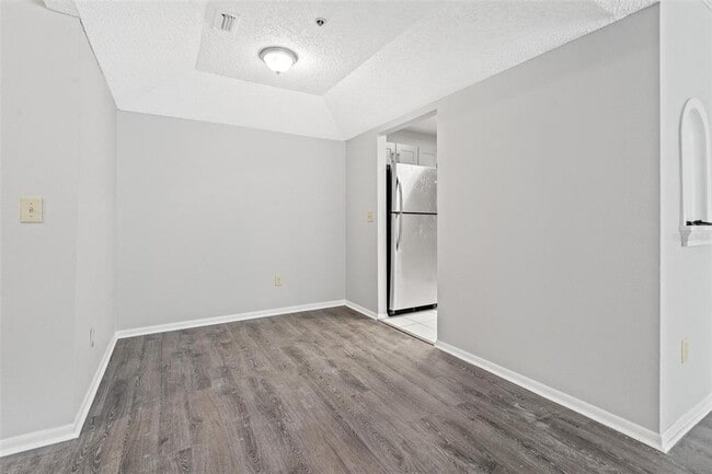 Building Photo - 11811 Skylake Pl