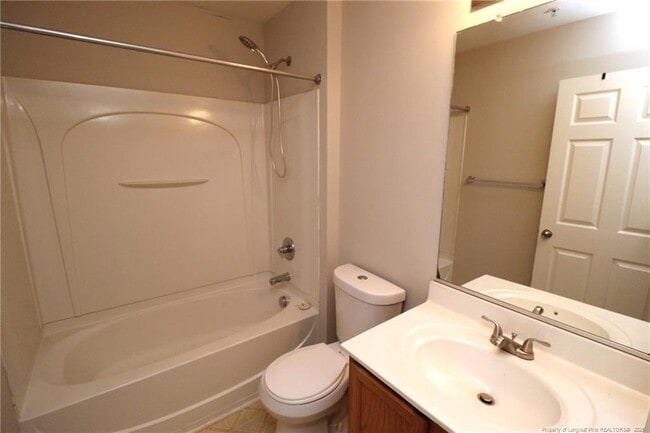 Building Photo - 8631 Neuse Club Ln