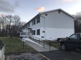 Building Photo - 8 E Main St