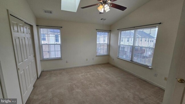 Building Photo - 2441 Old Farmhouse Ct