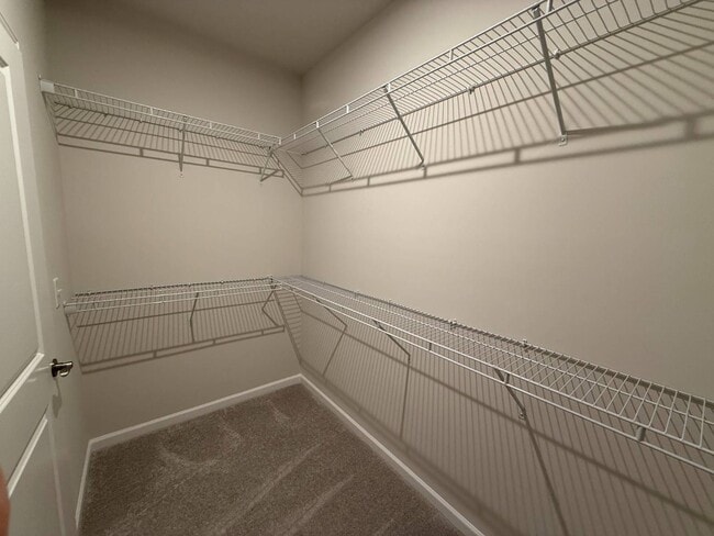 Building Photo - 749 Count Fleet Ct