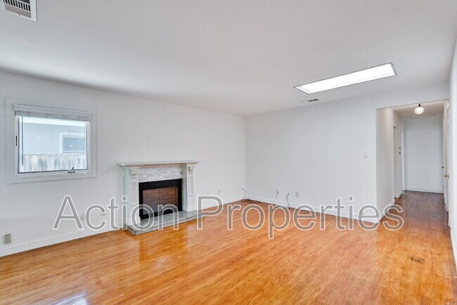 Building Photo - 439 Glendale Ave