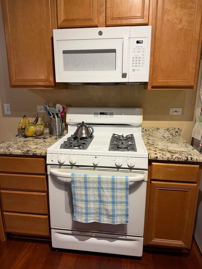 Building Photo - 1137 Brent Rd