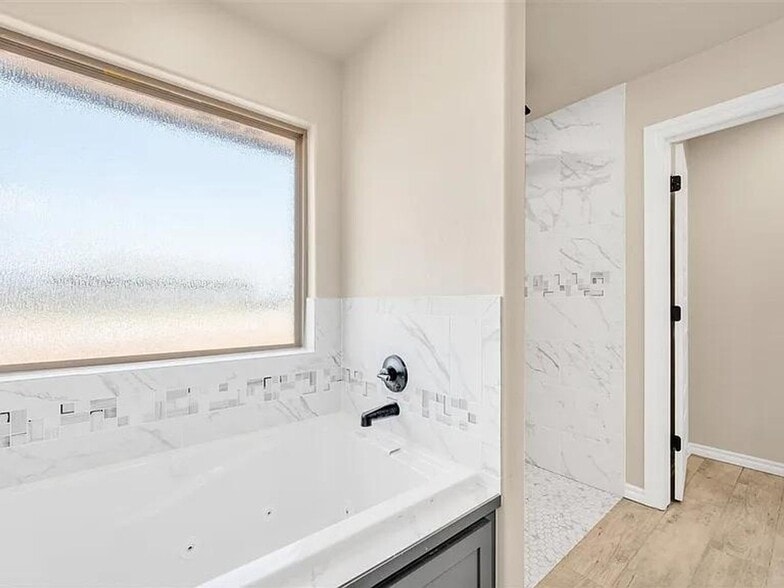 Building Photo - 409 Bobwhite Rd