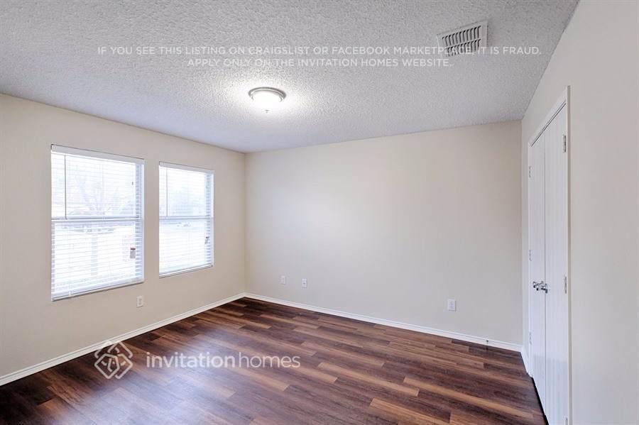 Building Photo - 4604 Bellcrest Dr
