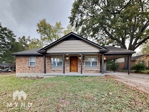 Building Photo - 8206 Whitehead Dr