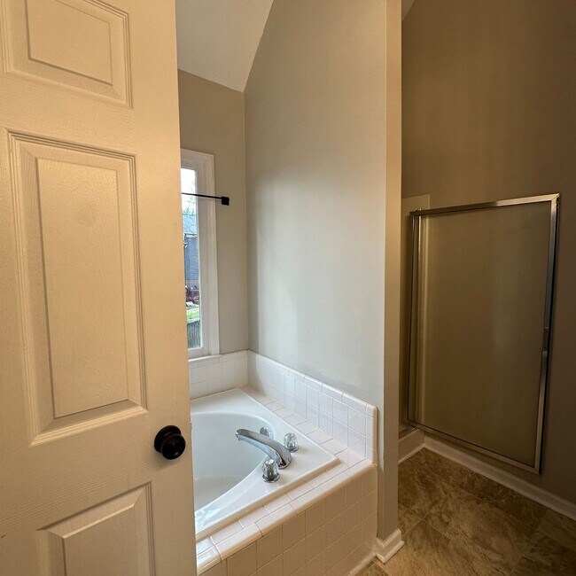 Building Photo - Charming 4BR House in Clayton
