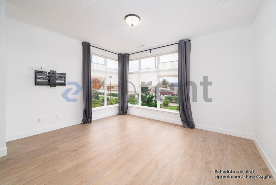 Building Photo - 7574 SE Blanton St