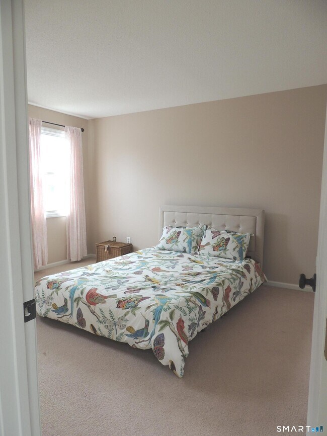 Building Photo - 124 S Montowese St