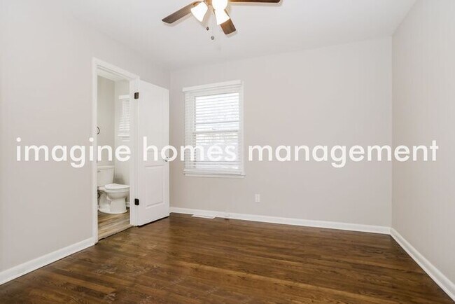 Building Photo - Lovely Freshly Remodeled 3BR 2BA Home in O...