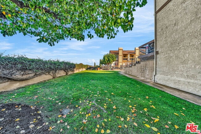 Building Photo - 2333 241st St