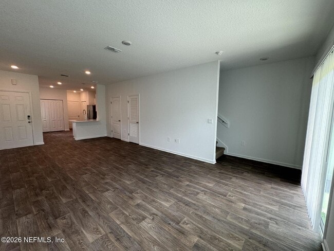 Building Photo - 9098 Alpine Aster Rd