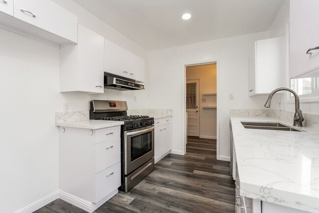 Building Photo - WONDERFUL BUENA PARK HOME FOR LEASE!!  NEW ON MARKET!!