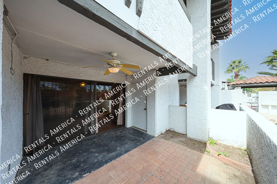 Building Photo - 3636 N 70th St