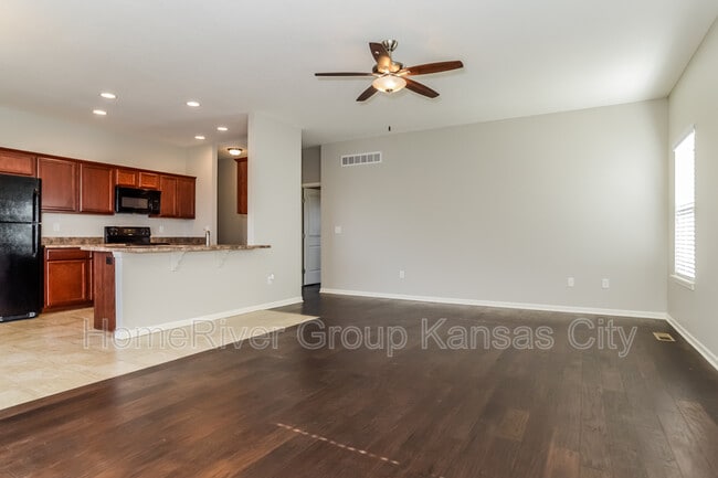 Building Photo - 26191 W 141st Terrace