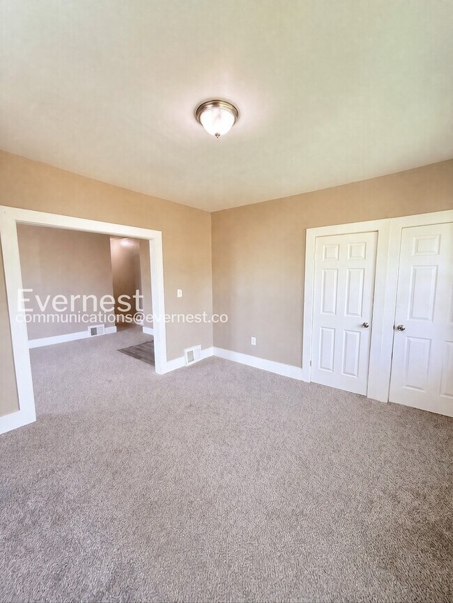 Building Photo - 2541 Monterey St