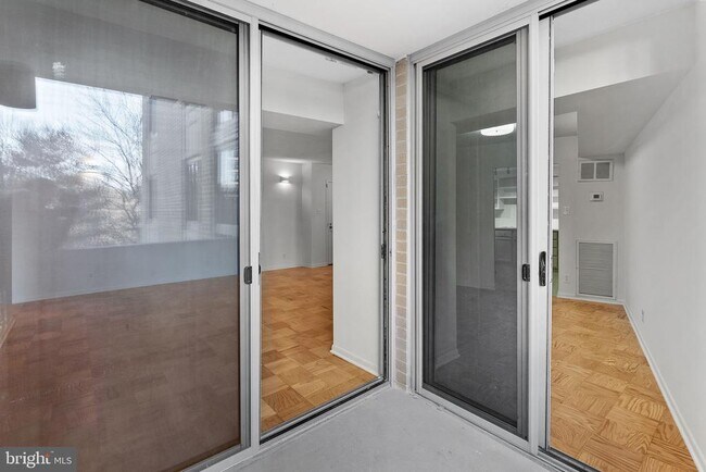 Building Photo - 4601 N Park Ave