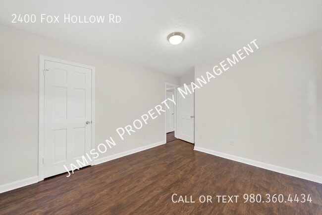 Building Photo - 2400 Fox Hollow Rd