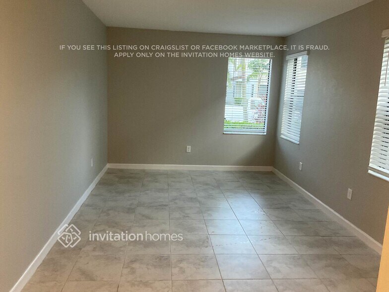 Building Photo - 20700 NE 2nd Ct