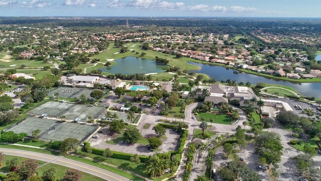 Building Photo - 11622 Creekside Dr