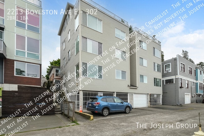 Building Photo - 2213 Boylston Ave E