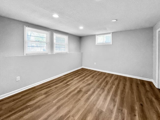 Building Photo - 4 BR/2BA | Newly Renovated Single Family Home | 1-Car Covered Parking | Gated backyard |On quiet ...