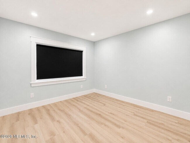 Building Photo - 5419 4th St