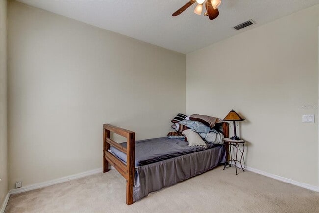 Building Photo - 9401 Woodbay Dr