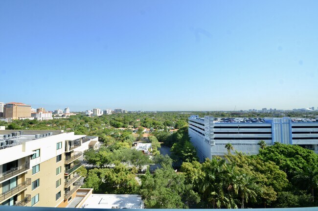 Building Photo - 3500 Coral Way