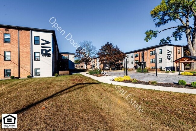 Building Photo - 1823 Griswold Dr