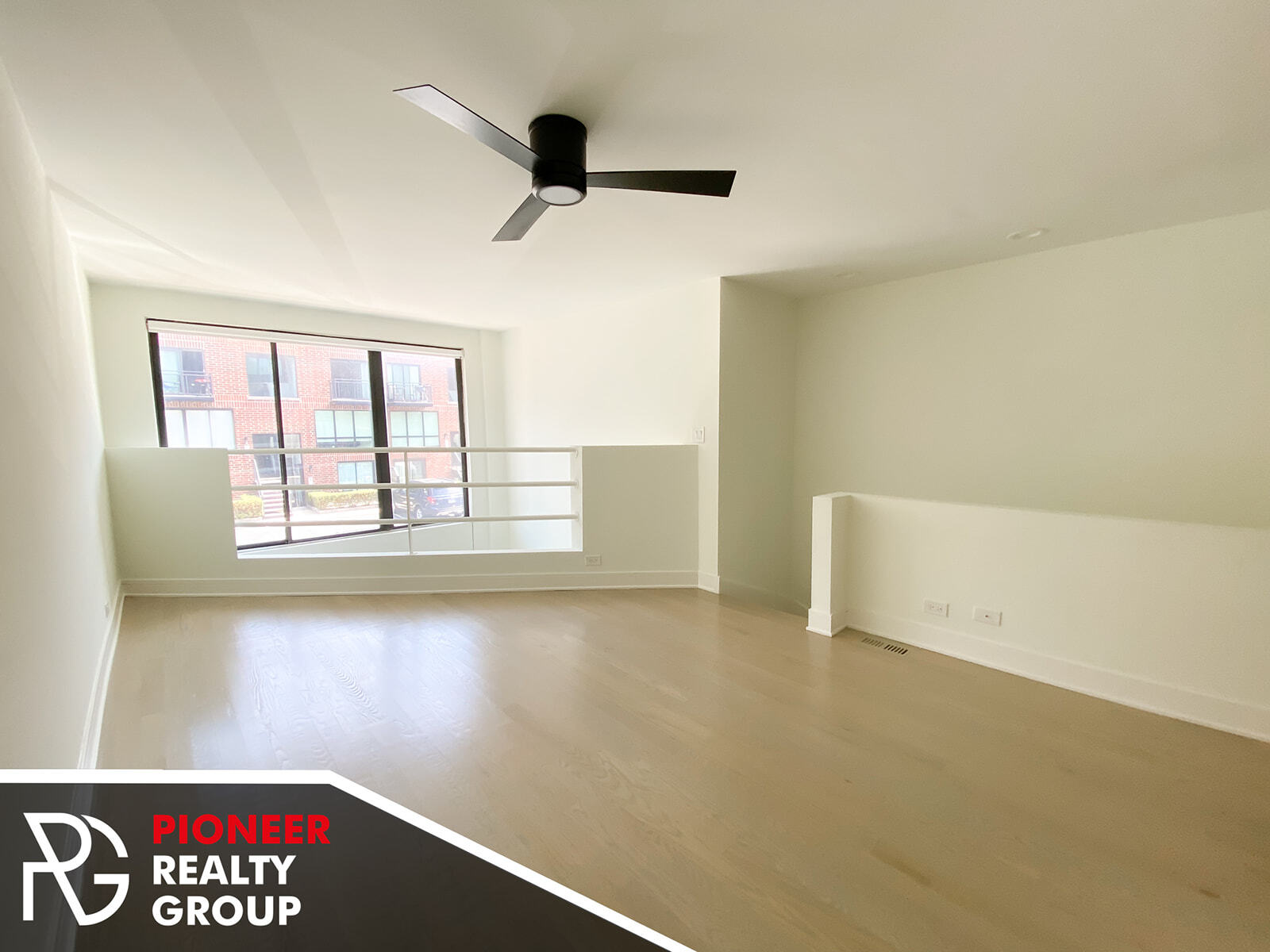 Building Photo - 932 W Grace St